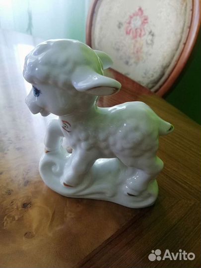 Фарфоровые статуэтки