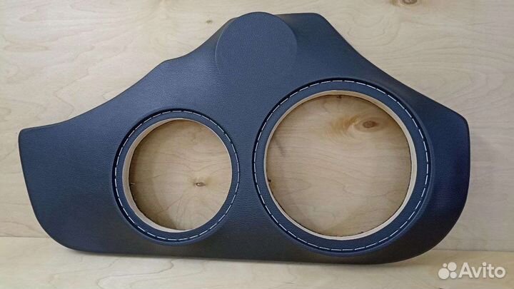 Акустические подиумы Toyota avensis t250