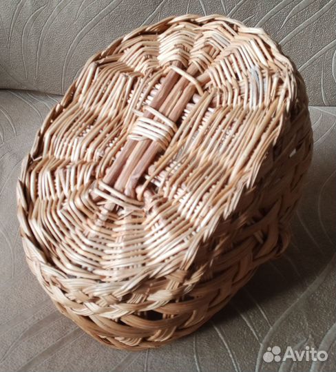Корзина плетеная