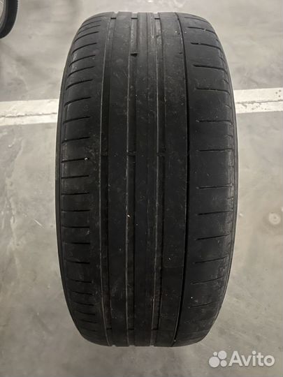 Pirelli P Zero PZ4 275/50 R20 113W