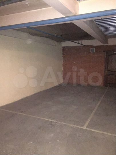 Машиноместо, 20 м²