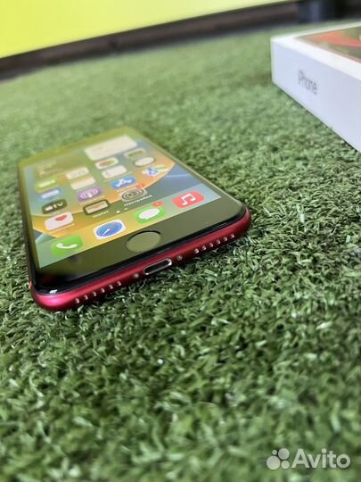 iPhone SE, 128 ГБ