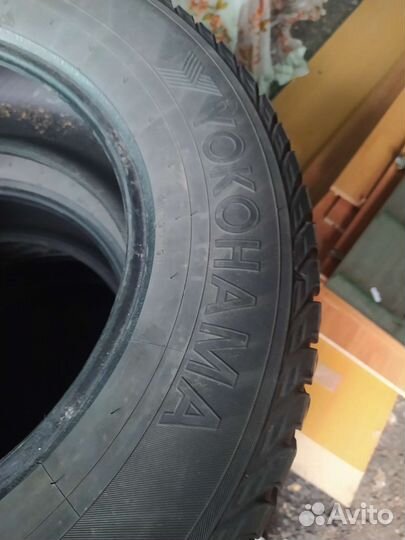 Yokohama 125T 65/65 R17 116Q