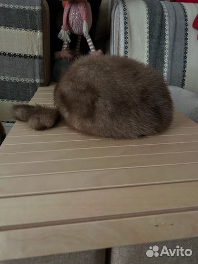 Продаю берет норковый