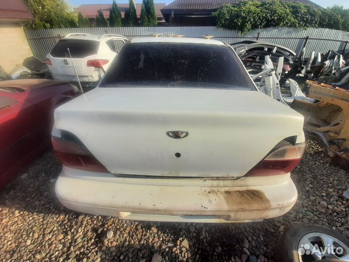 Крышка багажника на Дэу Нексия,Daewoo Nexia