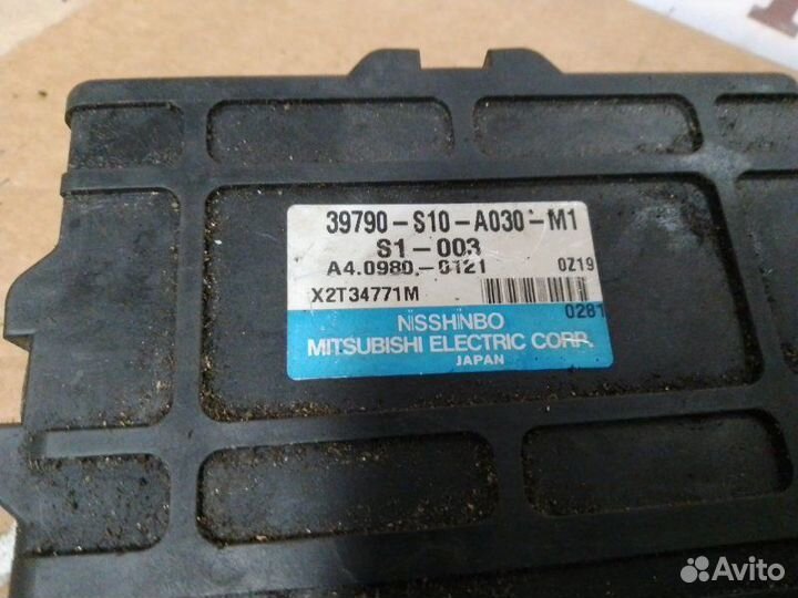 Блок управления ABS Honda Cr-V 2.0 АКПП 2001