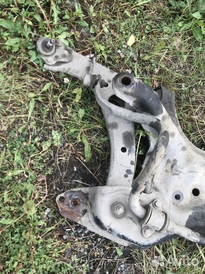 Подрамник lifan Solano