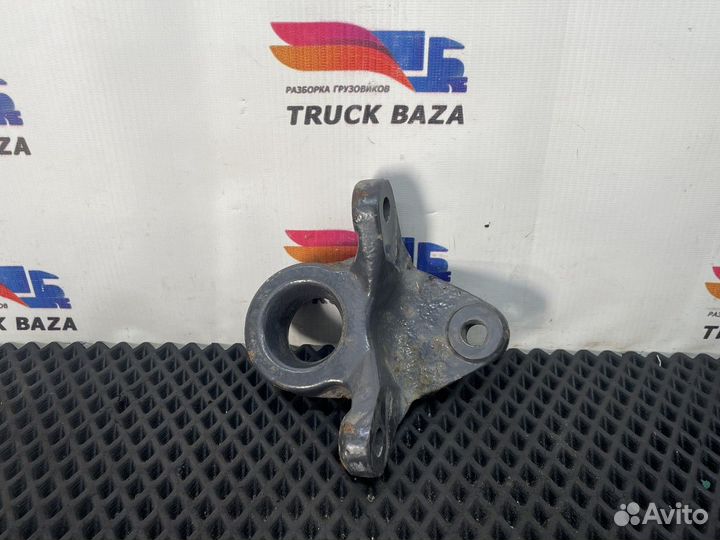 1444508 Кронштейн стойки стабилизатора правый