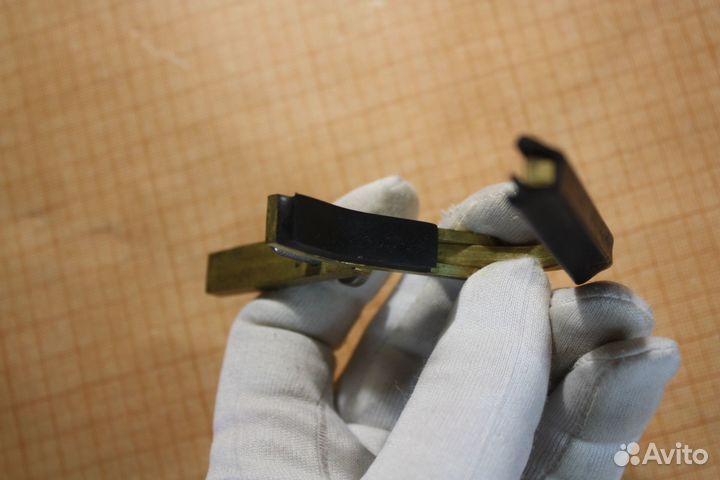 Каподастр для классической гитары Зажим струн