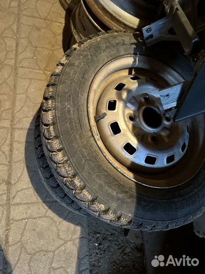 Gislaved Nord Frost III 13/70 R13