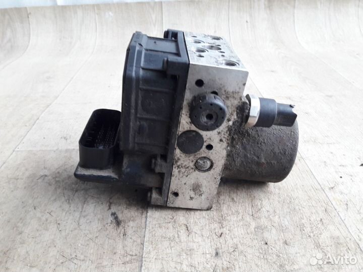 Блок ABS Audi A8 D3 4E0614517BG