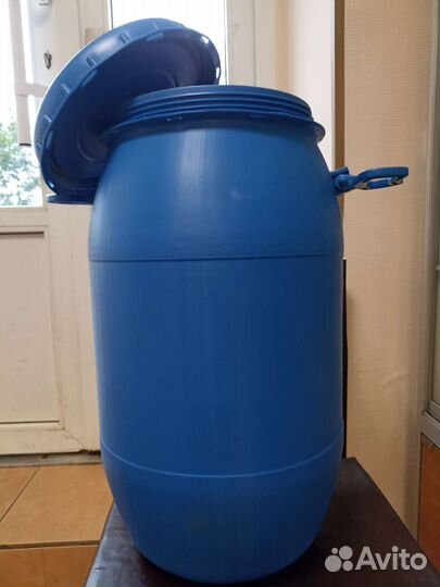 Бочка пластиковая 40 литров бу 2 шт