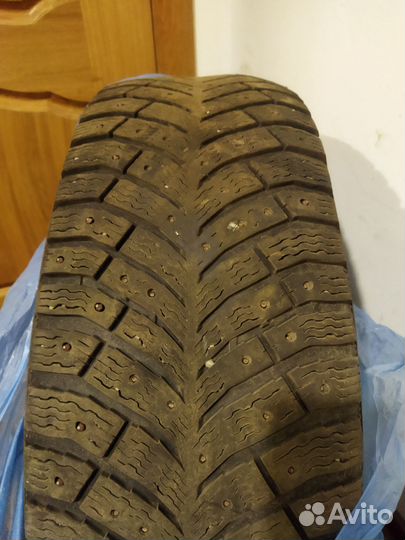 Michelin X-Ice North 4 SUV 225/65 R17