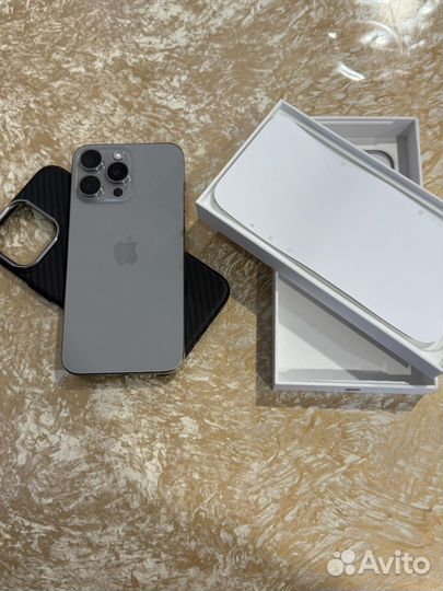 iPhone 15 Pro Max, 256 ГБ