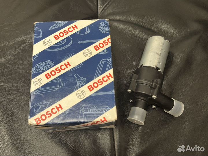 Насос водяной дополнительный Bosch 0392020024