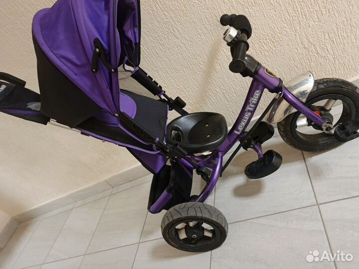 Детский трехколесный велосипед с родительской ручк