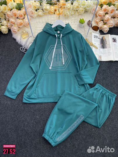 Костюм женский от 62 до 72