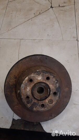 Кулак поворотный задний левый Porsche Cayenne