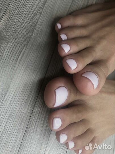 Маникюр педикюр