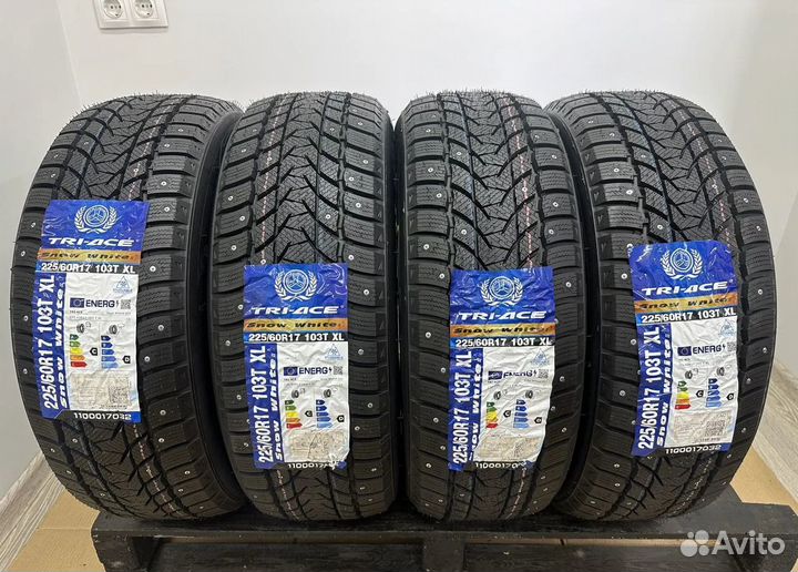 Tri Ace Snow White II 225/60 R17 26H