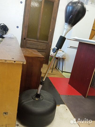 Боксерская груша напольная