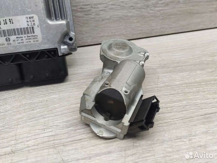 Блок управления двигателем Mercedes C W203