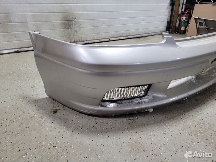 Передний бампер Subaru Legacy BH