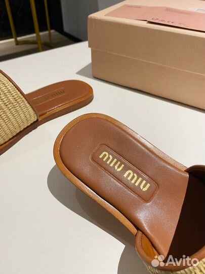 Шлепанцы из рафии Miu Miu