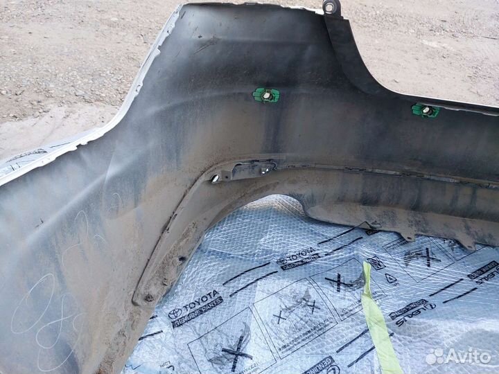 Задний бампер Тойота Камри