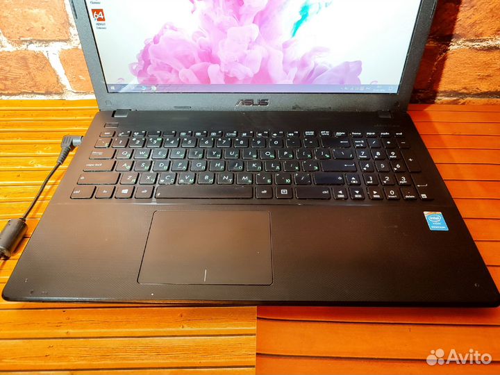 Asus X551M - 4 Ядра \ 4 Озу \ SSD