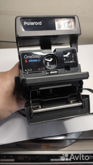 Polaroid OneStep closeup 600
