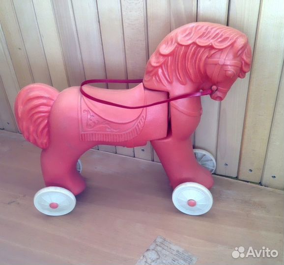 СССР санки, кровать, флиртушка, буратино, конь