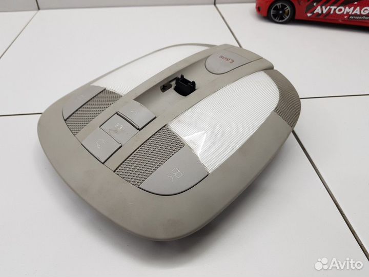 Плафон внутреннего освещения