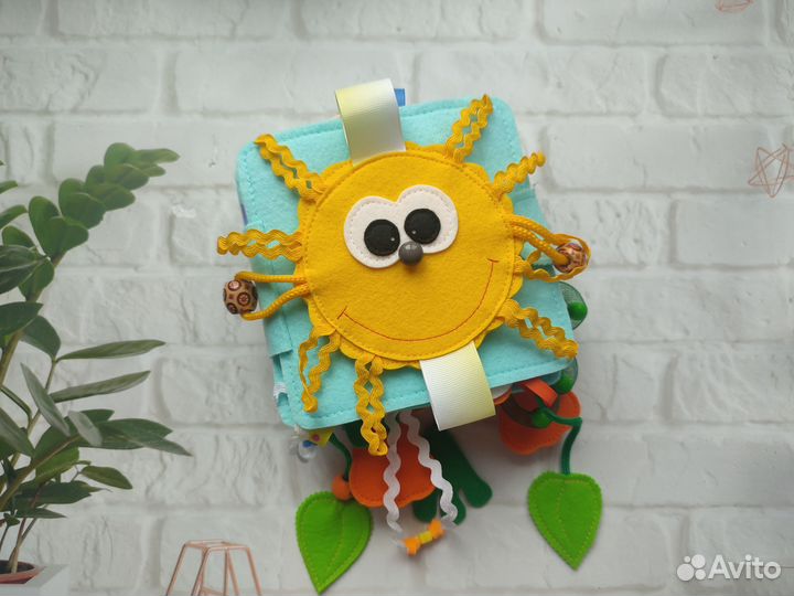 Развивающая книжка из фетра