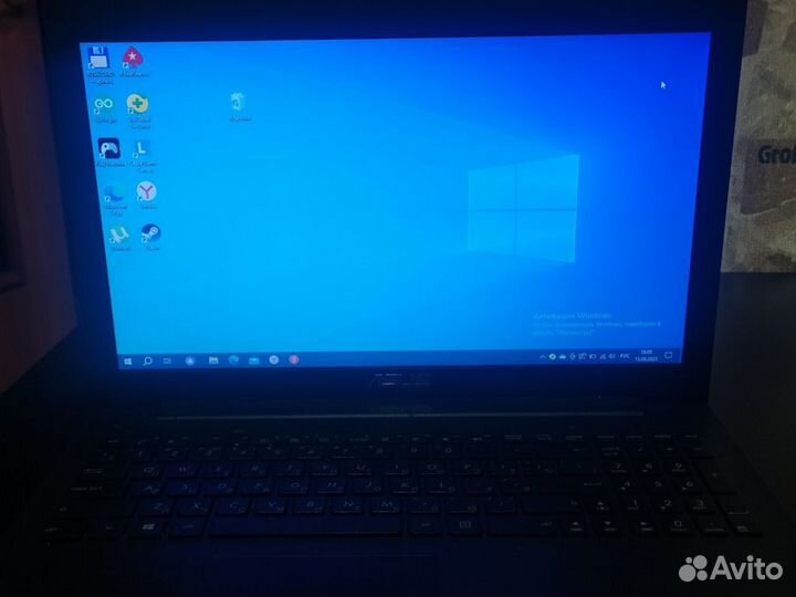 Ноутбук asus