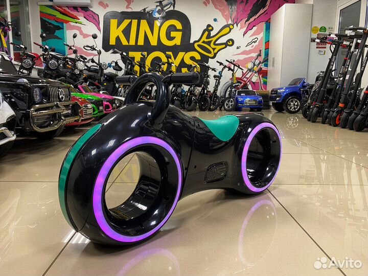 Беговел Star One Scooter