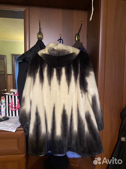 Шуба норковая с капюшоном 52