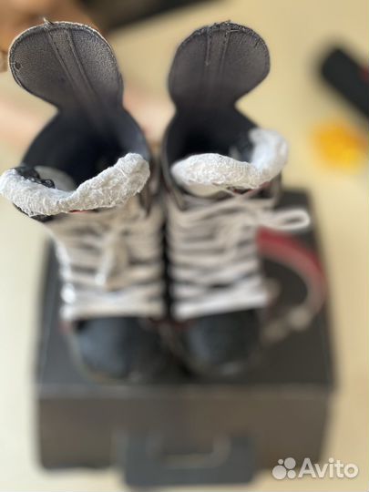 Коньки хоккейные детские