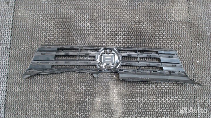 Решетка радиатора Volkswagen Tiguan, 2019