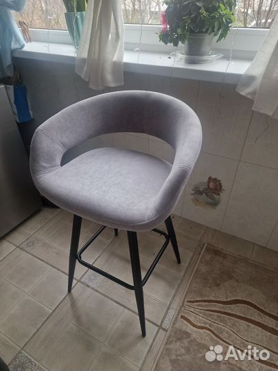 Барный стул новый