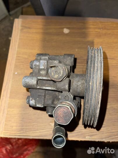 Насос гур Mitsubishi Outlender XL 3.0 6b31