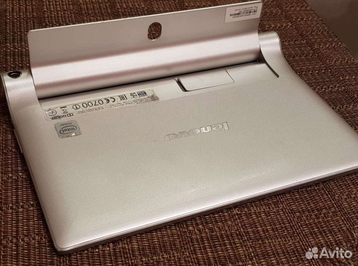 Планшет Lenovo yoga tab 2 8
