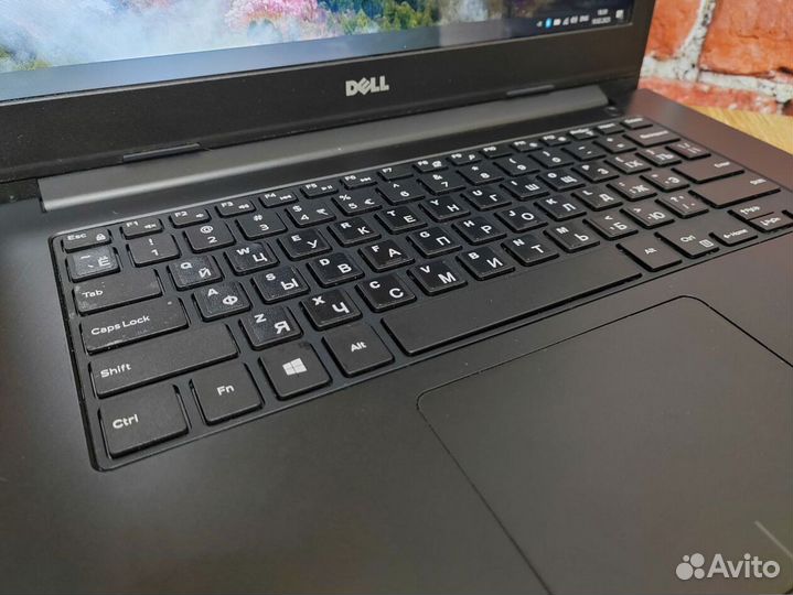 Игровой ноутбук Dell 14 дюймов и win 10 Обмен