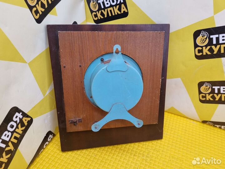 Часы настенные Янтарь СССР И.10194