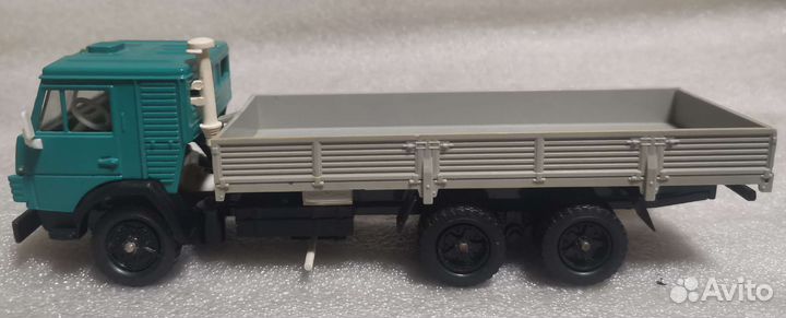 Модель камаз 53212 ранний под винт 1:43 элекон