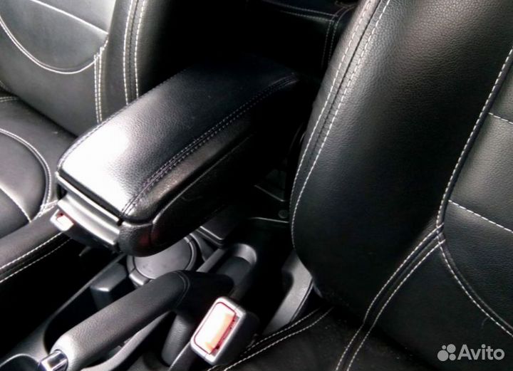 Подлокотник Kia Rio 2012-2016