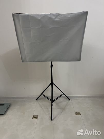 Лампа настольная