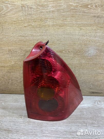 Фонарь задний правый Peugeot 307 SW Арт. 111449