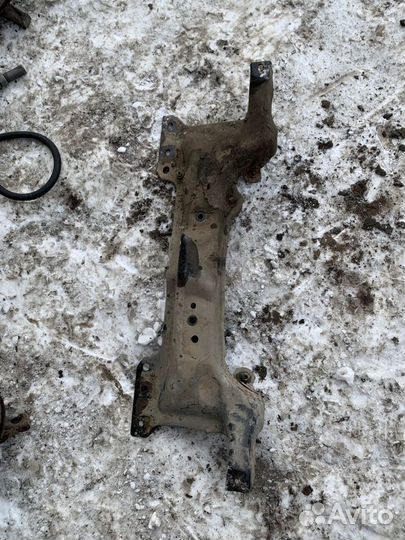 Фиат Альбеа подрамник балка подмоторная