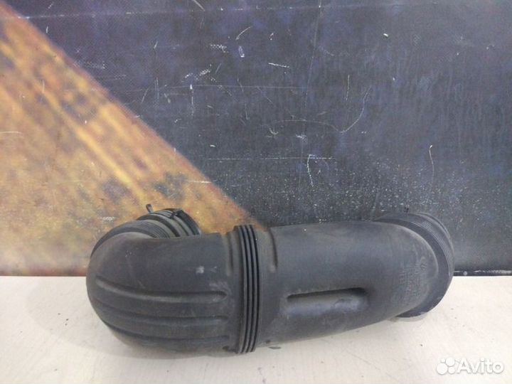 Патрубок впускной Volkswagen Touareg 7L AZZ/3 2003